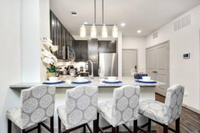 Bay Suite- Stylish Apartment near Austin Airport